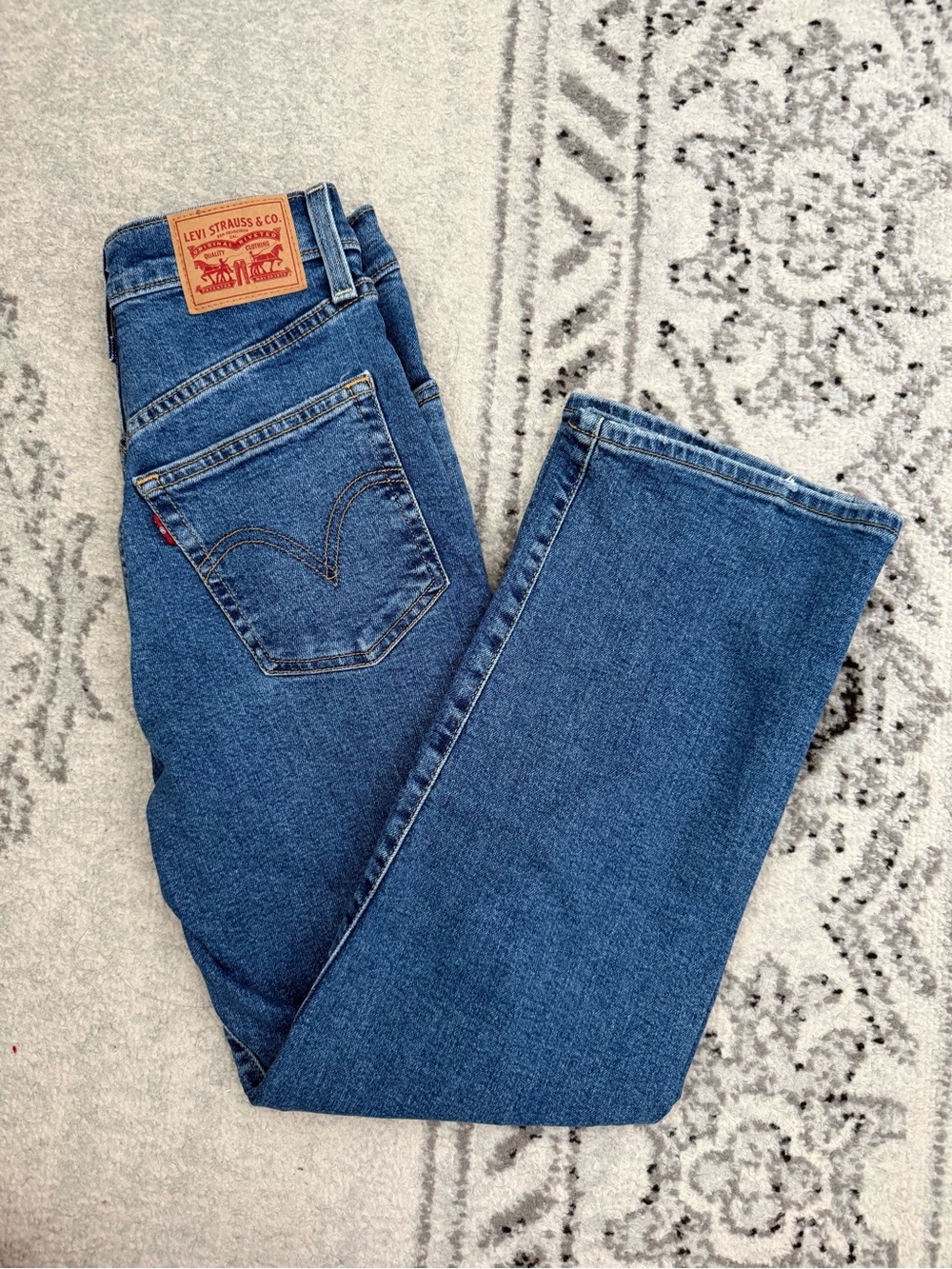Levi’s Ribcage Straight Ankle Jeans Size 25 High Rise Button Fly Medium Wash